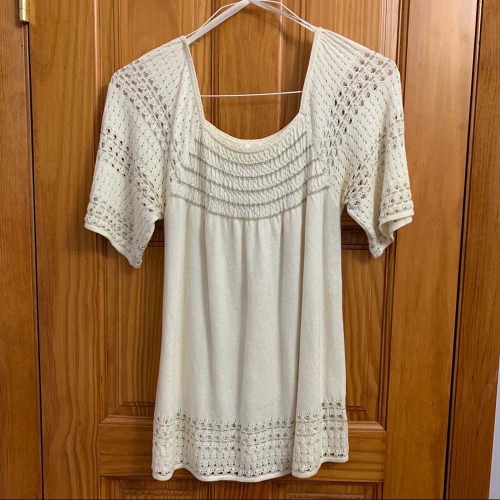 Knit short sleeve tunic top
